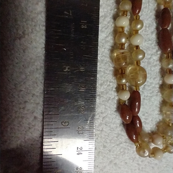 Brown white bead necklace long - Picture 2 of 2